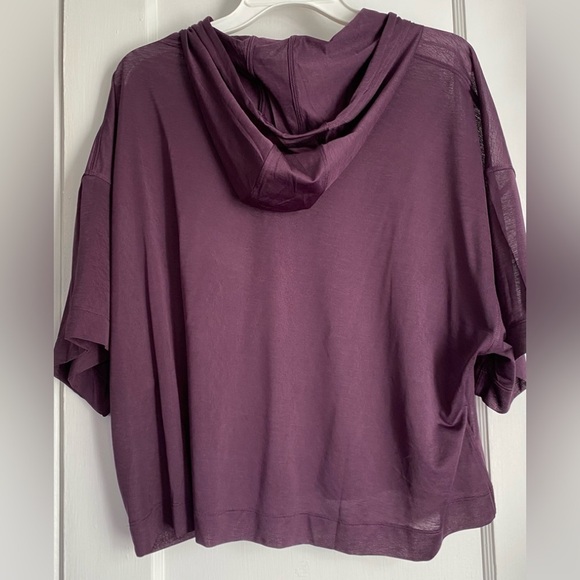 Athleta Purple Vapor Hooded Sheer Pullover Cropped Tee Sz: Large - Picture 3 of 9